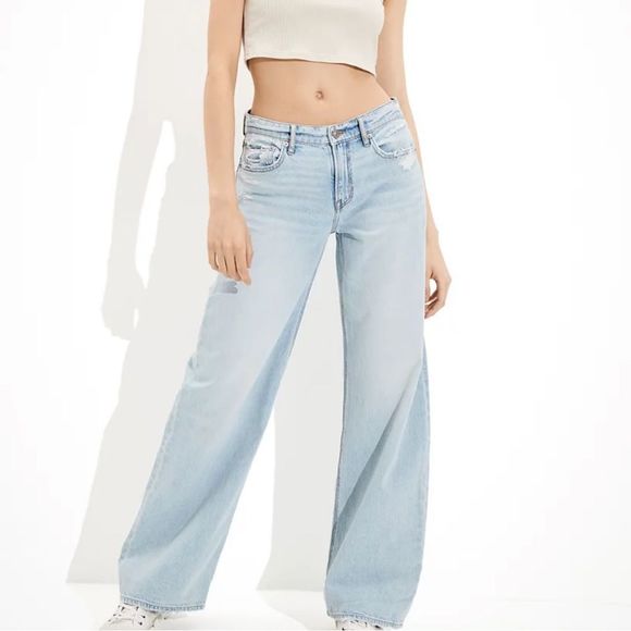 American Eagle Outfitters Denim - AE 18L Low Rise Baggy Wide Leg Jean in Ice Blue Vintage Wash Distressed